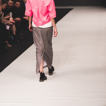 交易担保无忧的轰炸电话网页版